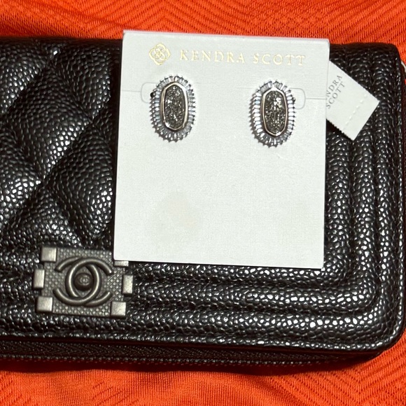 NEW KENDRA SCOTT Baguette Ellie Stud Earrings SILVER DIAMOND ROCK STONE GEMSTONE - Picture 13 of 13